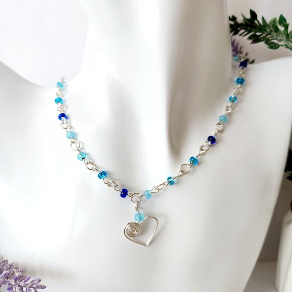 Silver Wire Heart Beaded Necklace - Picture 2 of 10